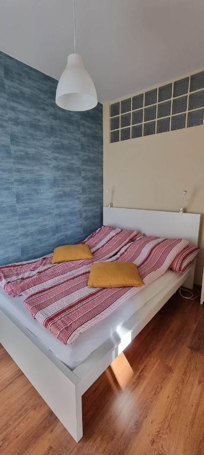 'Good Feelings' Aparthotel Siófok Exteriör bild